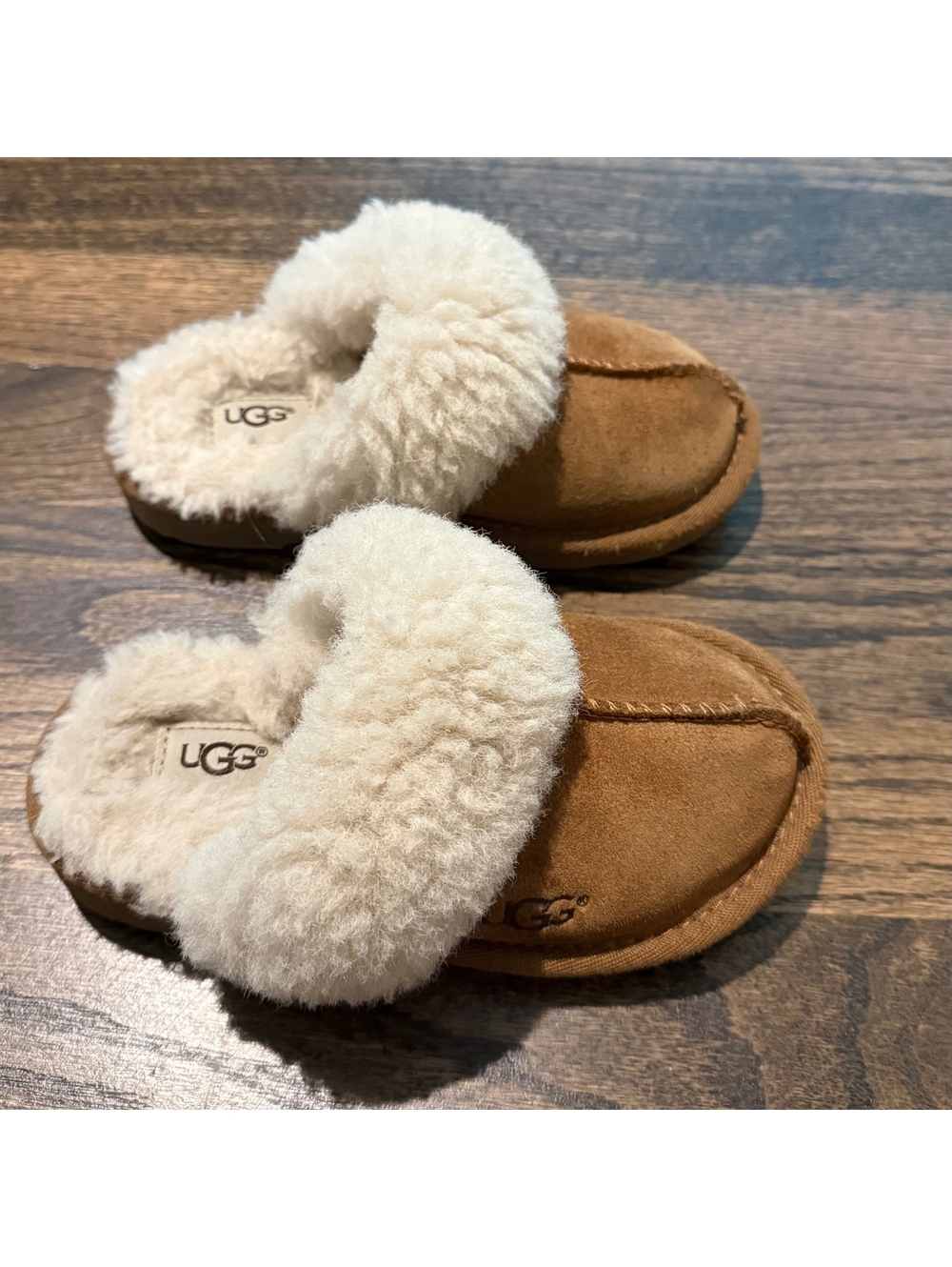 UGG Cozy II Big Kids Chestnut Brown Slippers Size 10